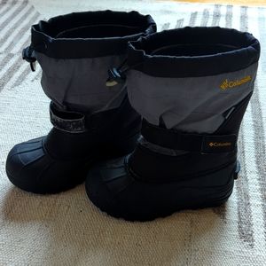 Kids Columbia Snow Boots